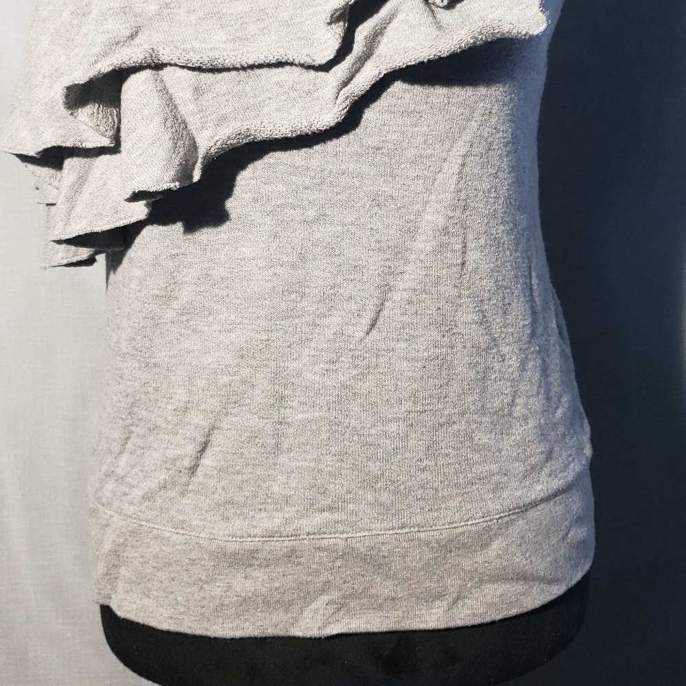 Chelsea28 Ruffled Sweatshirt - Picture 2 of 6